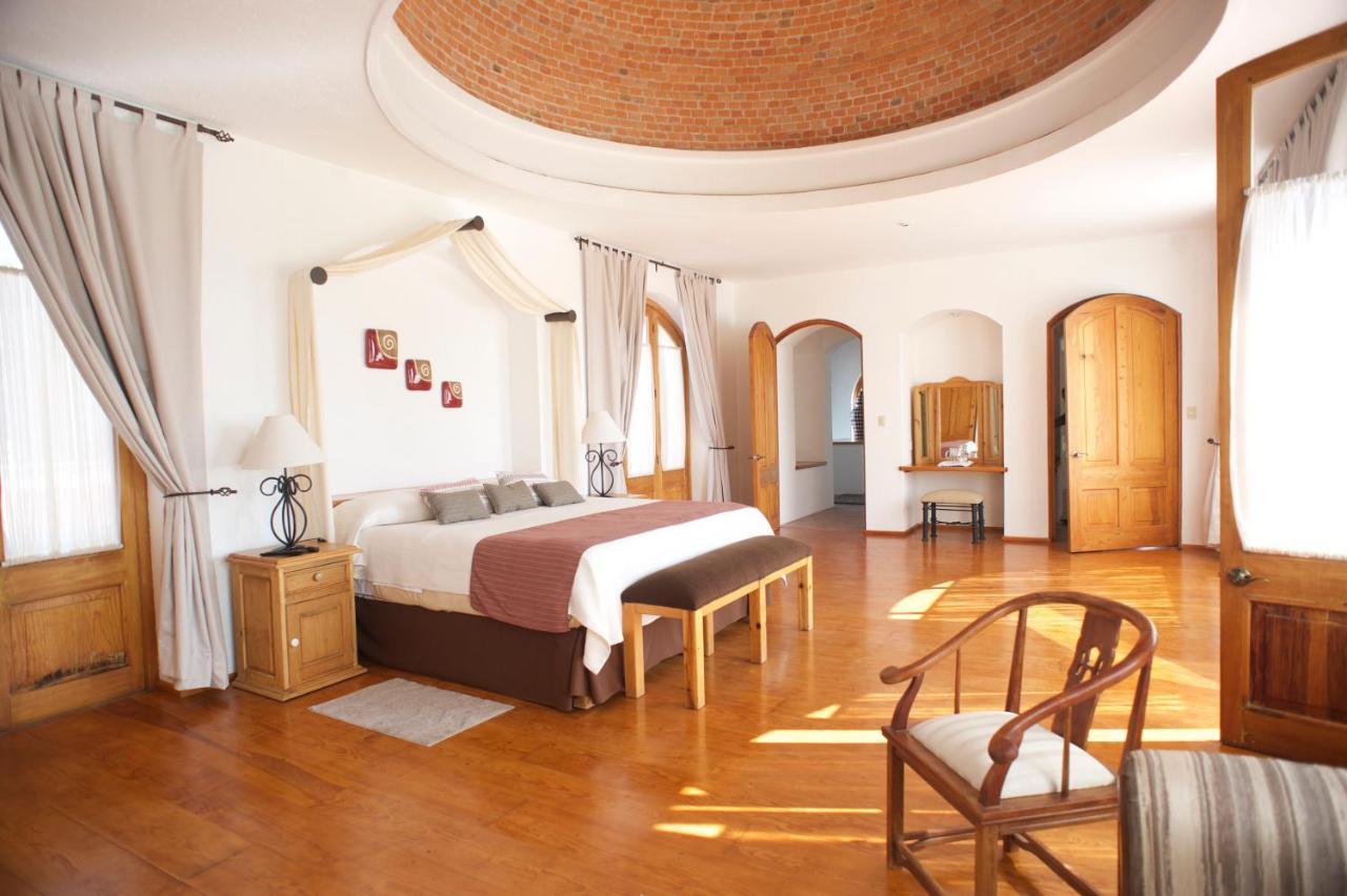 La Casona De Los Colibries El Pueblito  Buitenkant foto