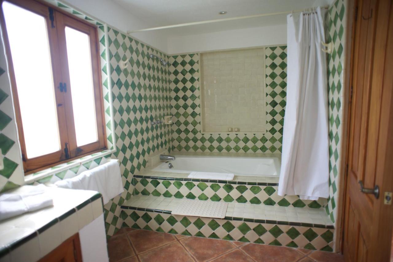 La Casona De Los Colibries El Pueblito  Buitenkant foto